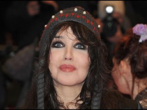 1-isabelle-adjani